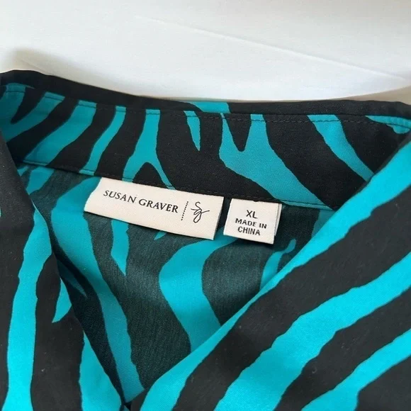 NWOT Susan Graver Teal/Black Animal Print Blouse - Picture 7 of 9